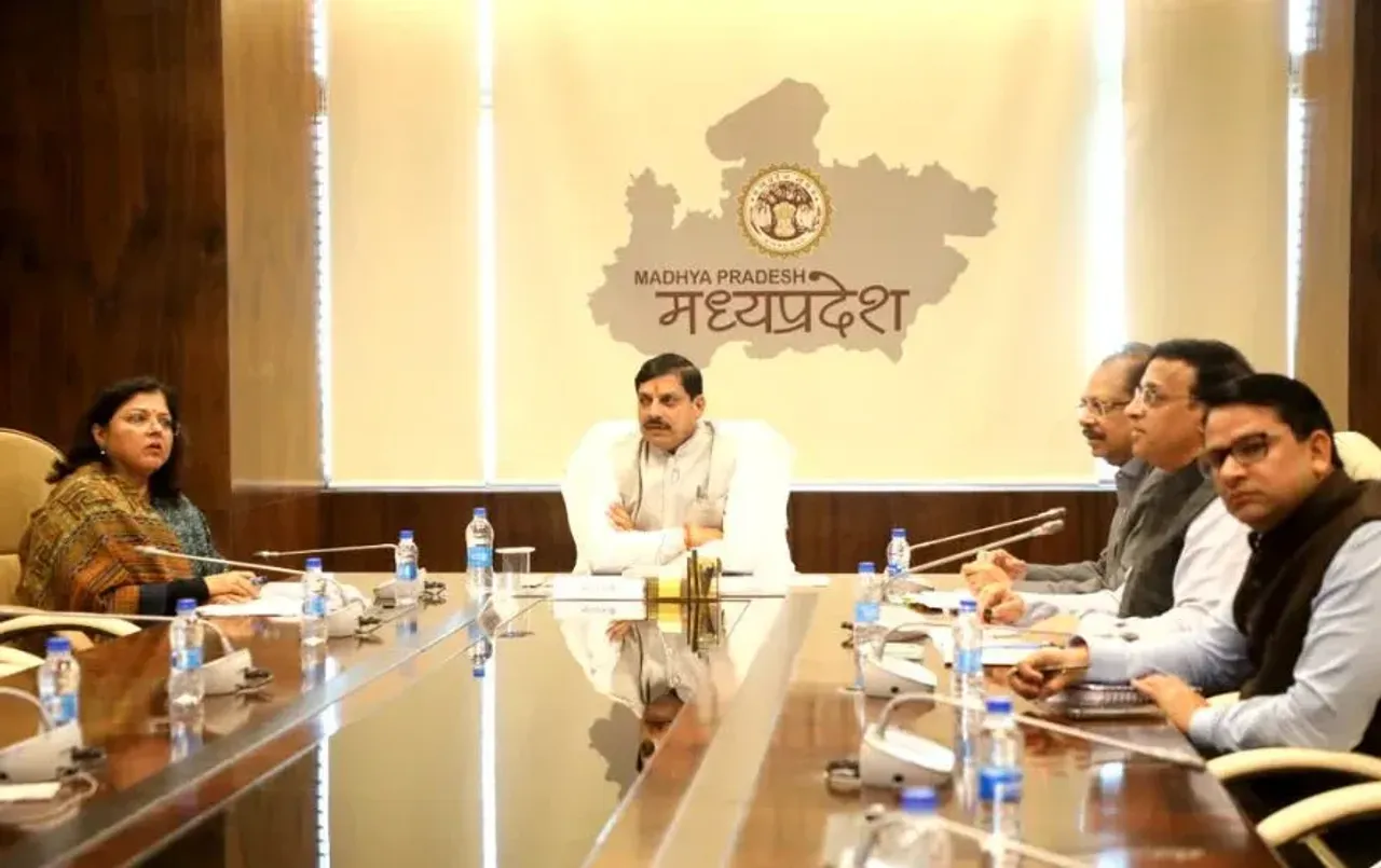 मोहन कैबिनेट बैठक आज: आंगनबाड़ी कार्यकर्ताओं को मिल सकता है तोहफा, रसोई गैस सिलेंडर के दाम को लेकर भी हो सकता है फैसला