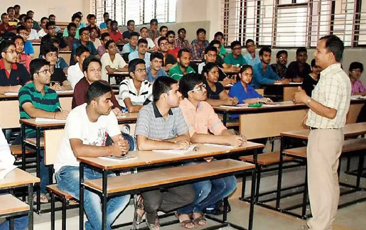 Special Courses in CG College: छत्‍तीसगढ़ में बीए स्‍नातक के छात्र करेंगे आर्टिफिशियल इंटेलिजेंस की पढ़ाई, जानें डिटेल