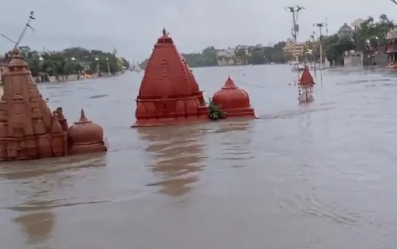 Ujjain Weather: उज्जैन में झमाझम बारिश से शिप्रा नदी में बाढ़, कई मंदिर पानी में डूबे
