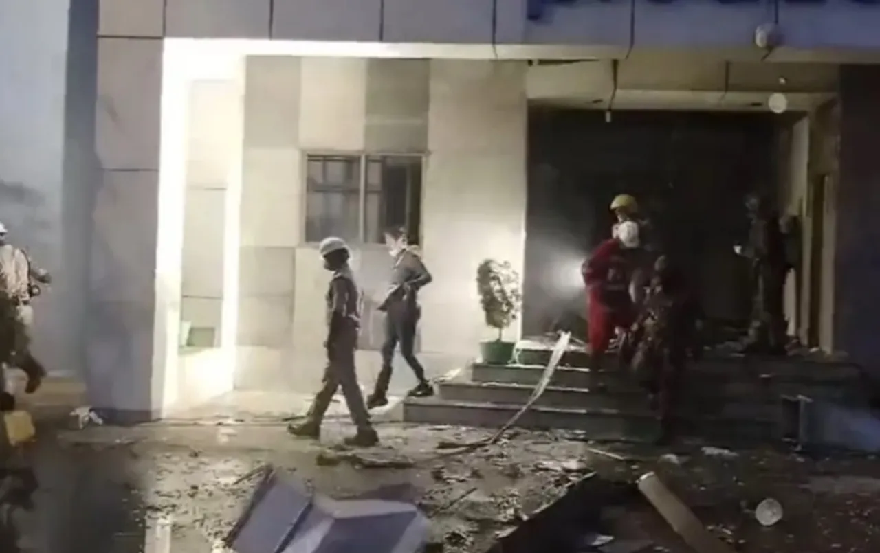 Andhra Pradesh Blast: आंध्र प्रदेश की फार्मा फैक्ट्री में आग लगने के बाद विस्फोट, 18 लोगों की दर्दनाक मौत, 36 घायल