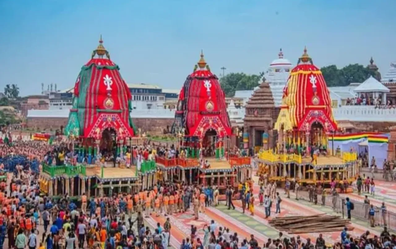 पुरी में शुरू हुई जगन्नाथ रथ यात्रा: भक्तों ने खींचा भगवान जगन्नाथ का नंदीघोष रथ, शामिल हुईं राष्ट्रपति द्रौपदी मुर्मू