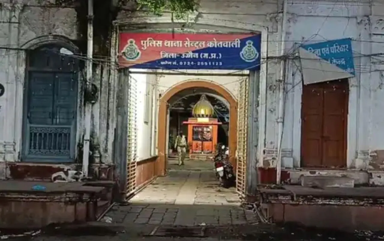 उज्जैन में फुटपाथ पर महिला से रेप: लोग बनाते रहे वीडियो, राहुल गांधी ने MP की कानून व्यवस्था पर उठाए सवाल