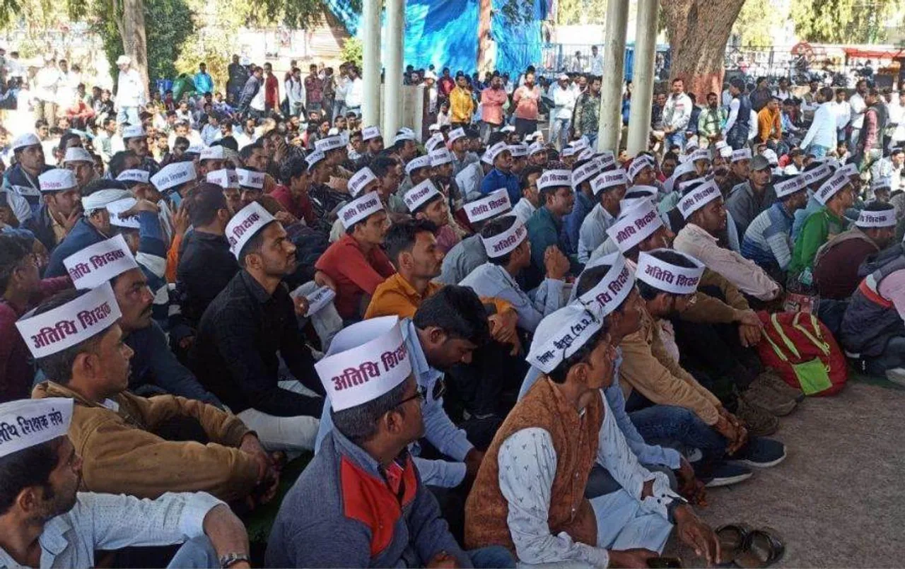 अतिथि शिक्षकों को फिर आश्वासन: शिक्षा मंत्री ने कहा पुरानी घोषणा को भूल जाओ, प्रतिनिधिमंडल की सरकार से आज फिर मुलाकात