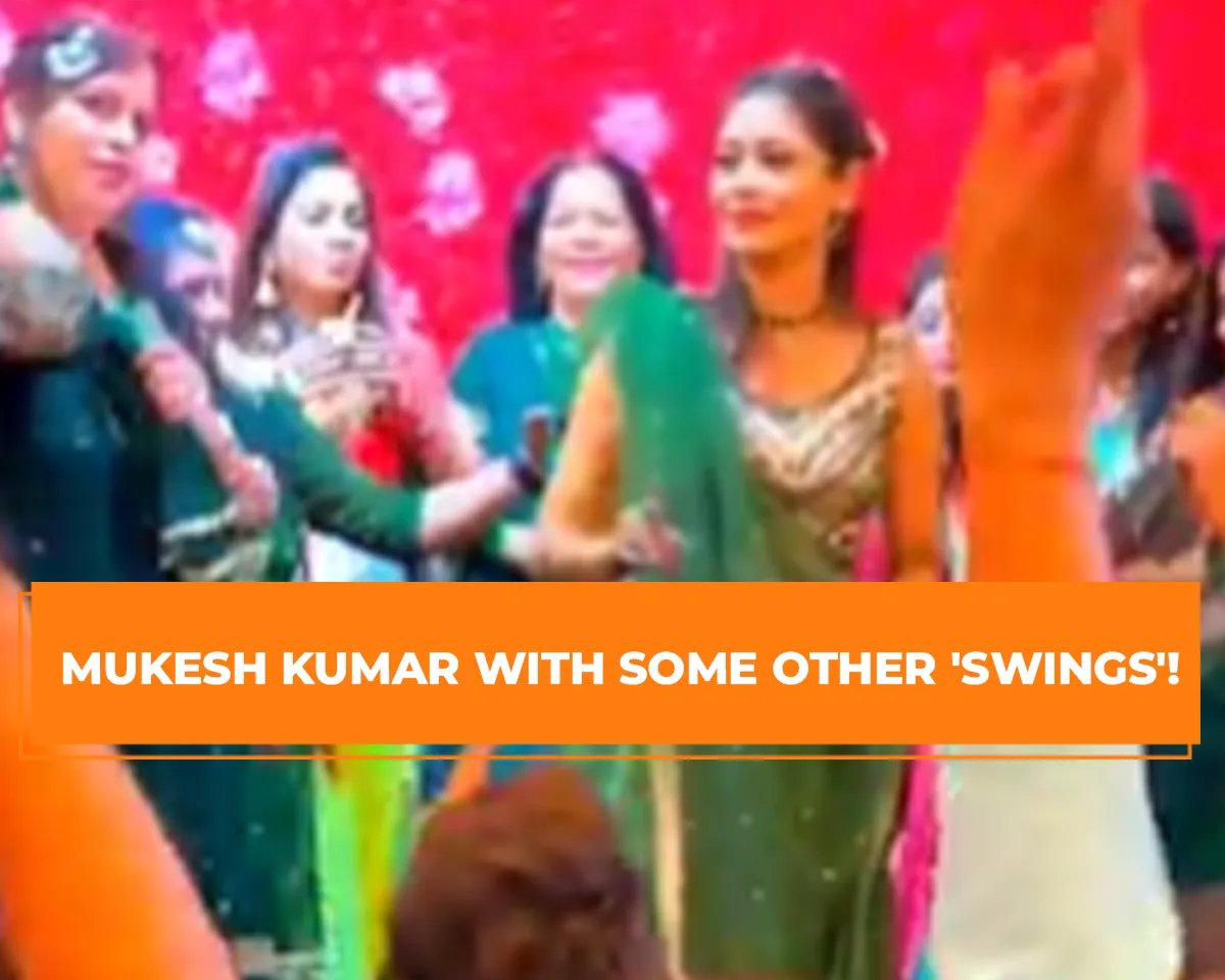 Mukesh Kumad dancing with his wife (File Photo: Twitter) 