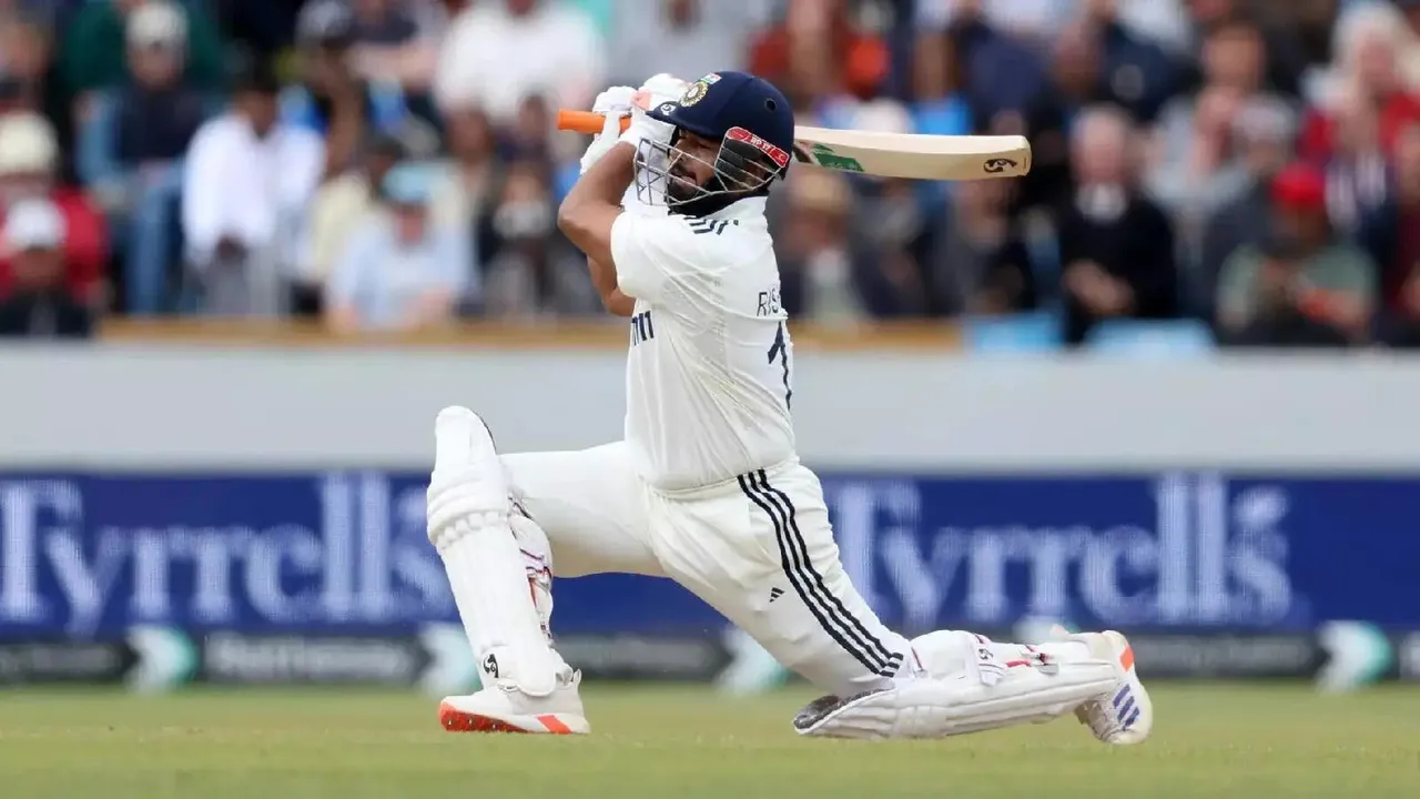 People say Rishabh Pant's batting defies logic but there is an element of a sharp cricket brain behind it: Ravi Shastri