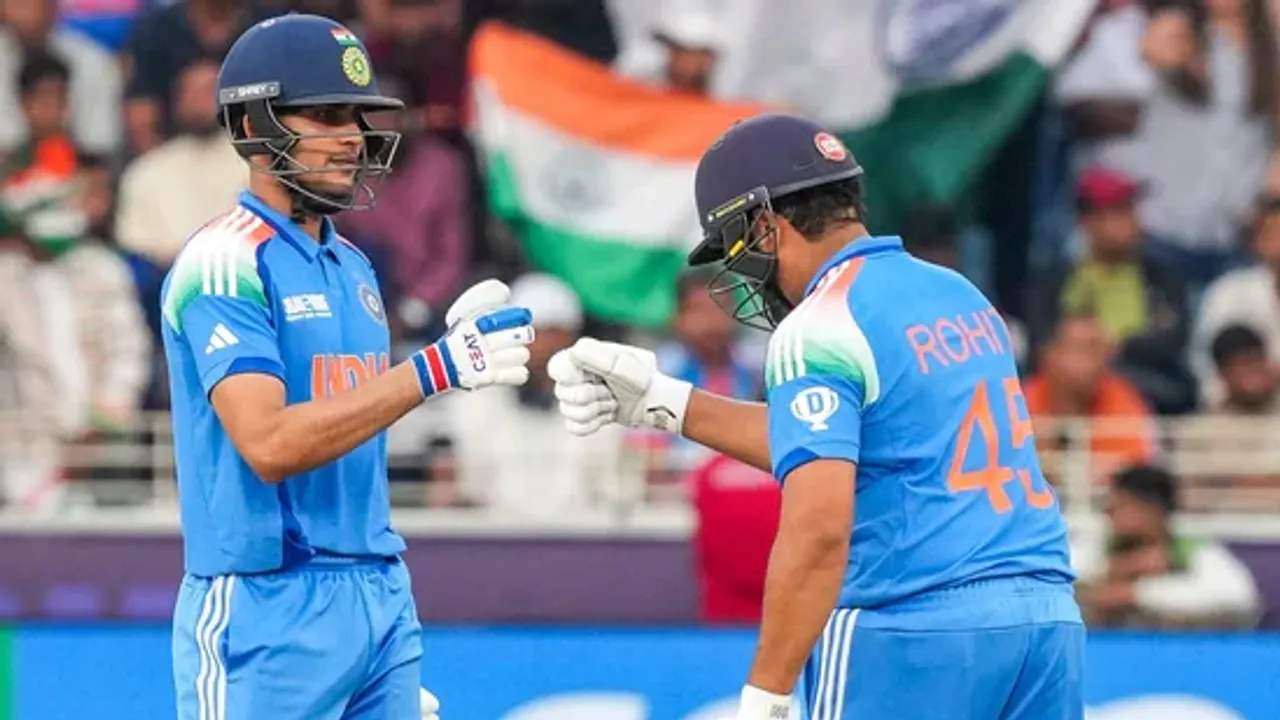 Shubman_Rohit_1759937161927_1759937162107