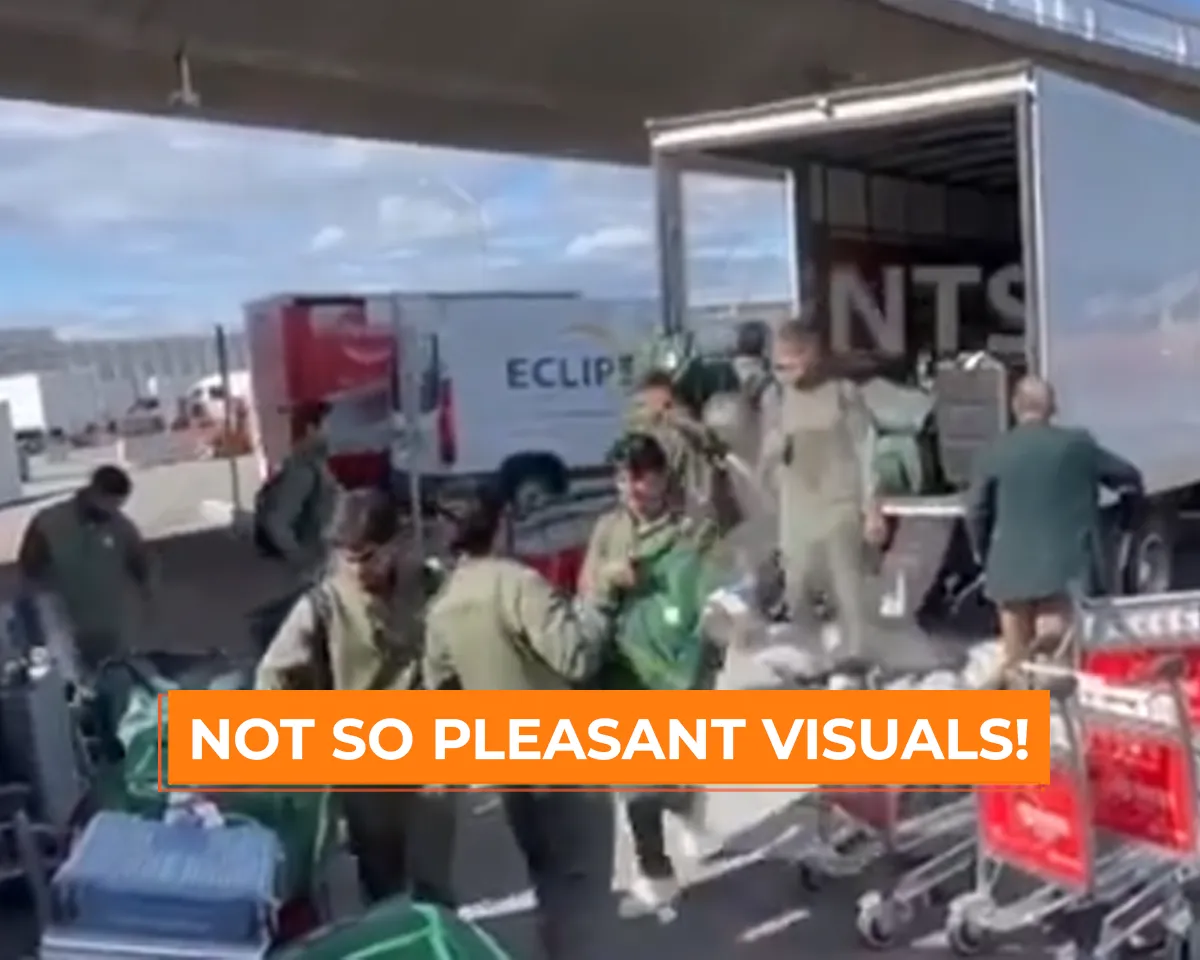 Pakistan Cricket Team at Airport in Canberra (File Photo: Twitter)
