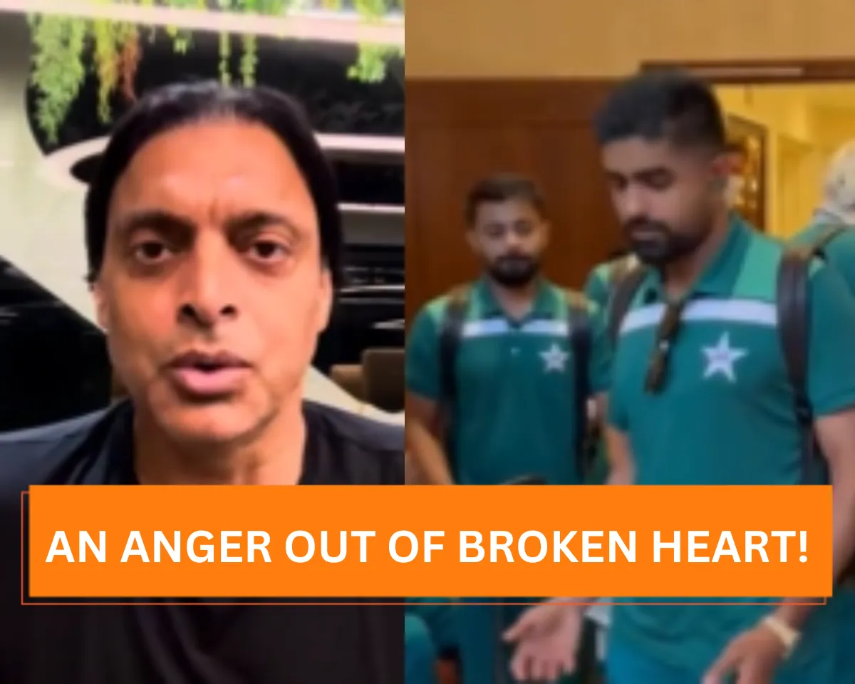 Shoaib Akhtar and Pakistan Cricket Team (File Photo, Twitter)