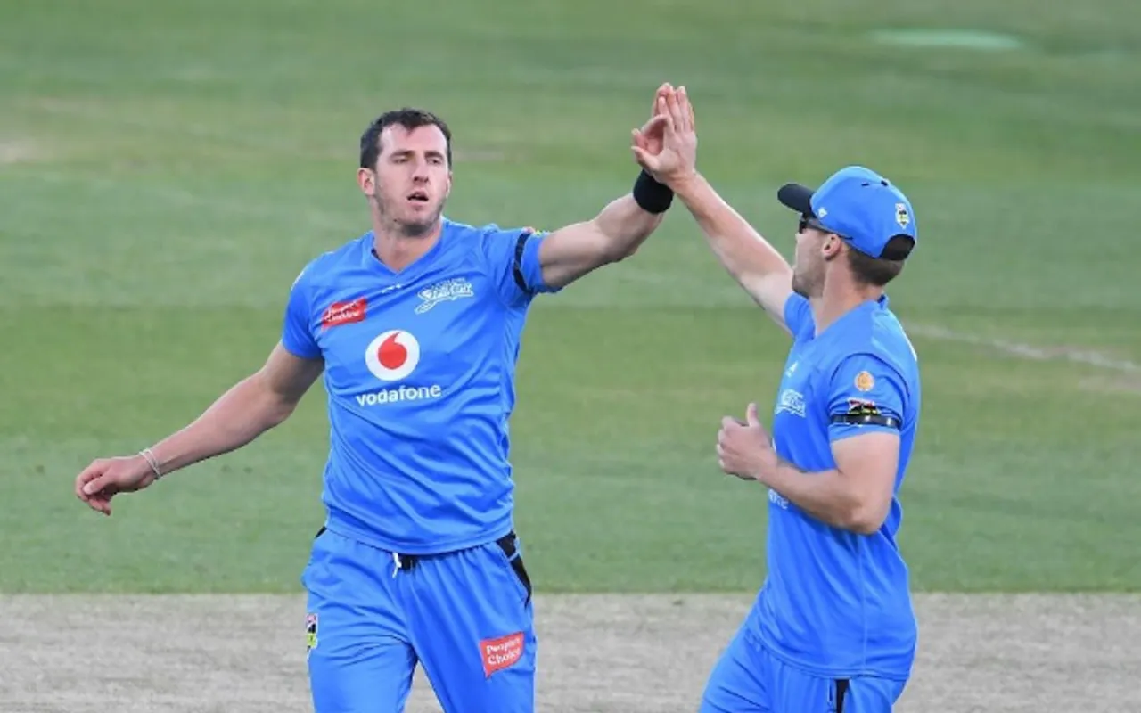 Adelaide Strikers vs Sydney Thunder