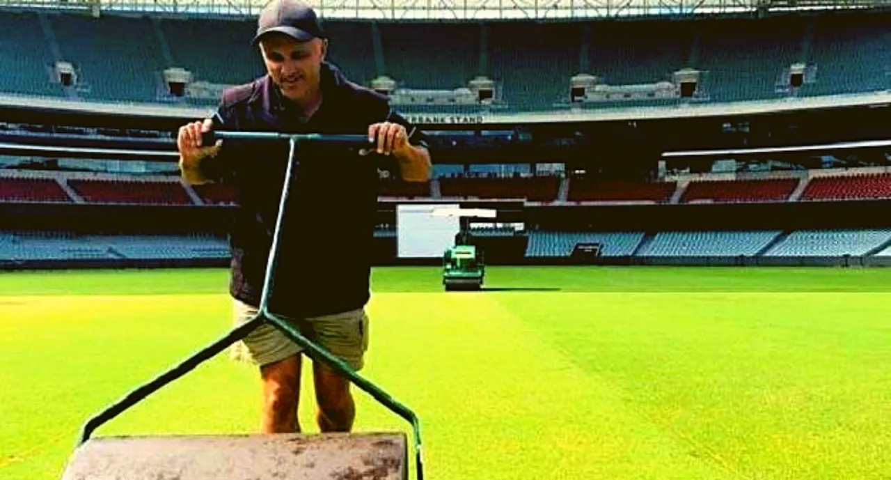 Pitch Curators