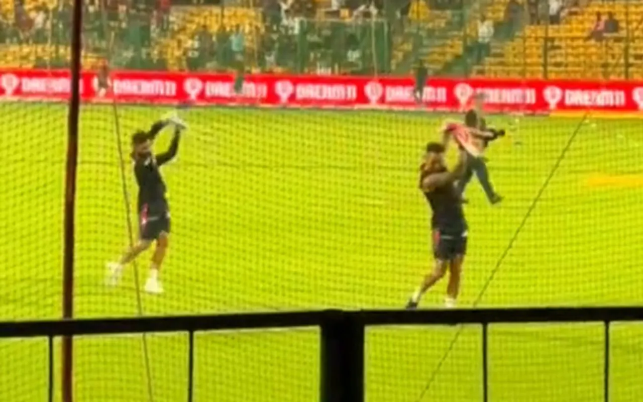 Virat Kohli and Faf Du Plessis