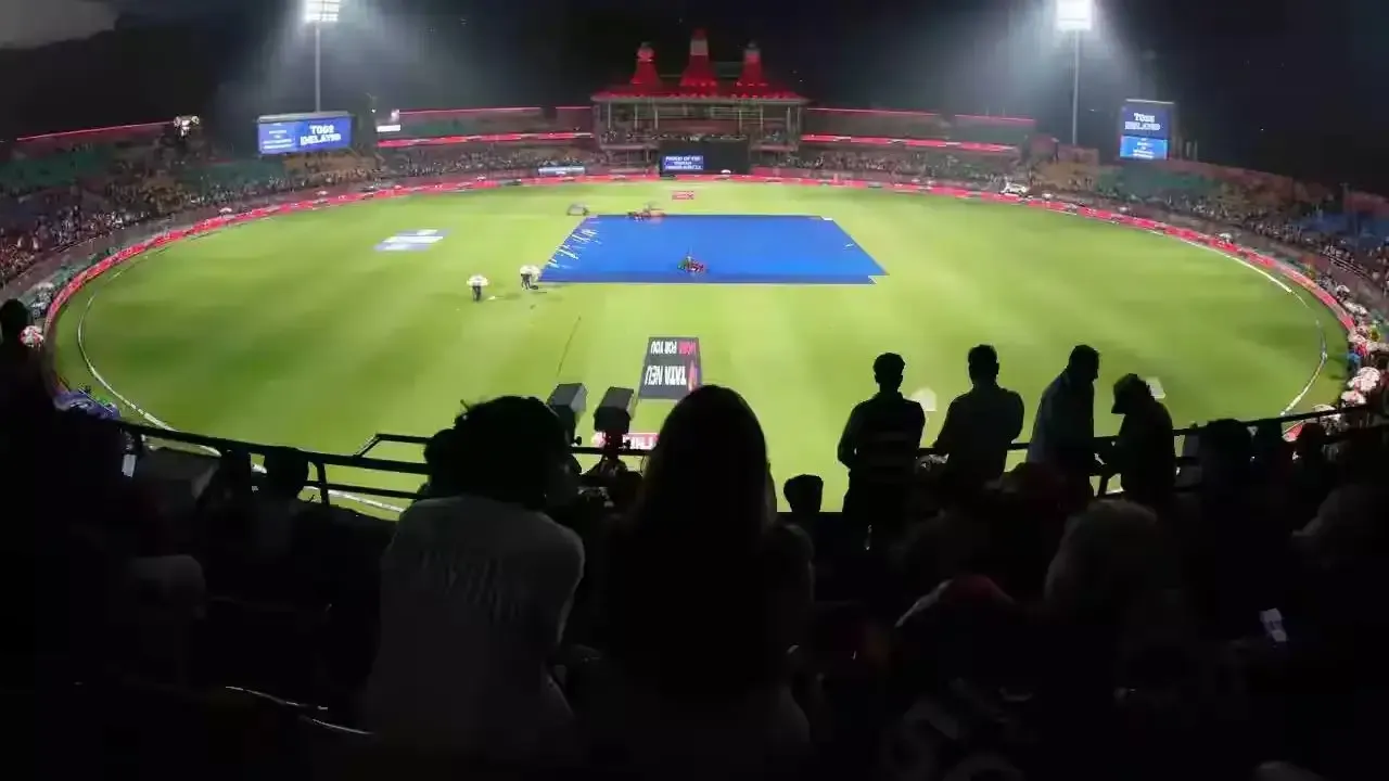IPL 2025 suspended as India and Pakistan conflict escalates