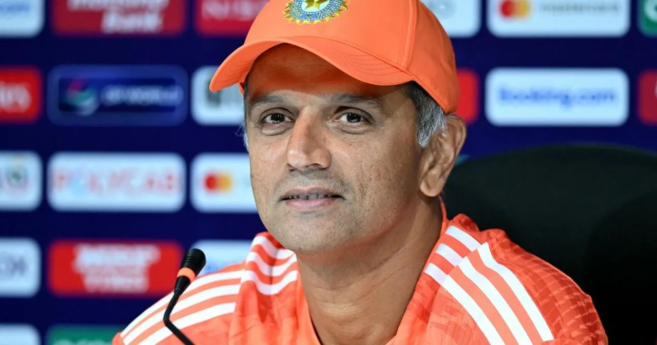 Ex-Indian cricketer comes out in support of Team India head coach