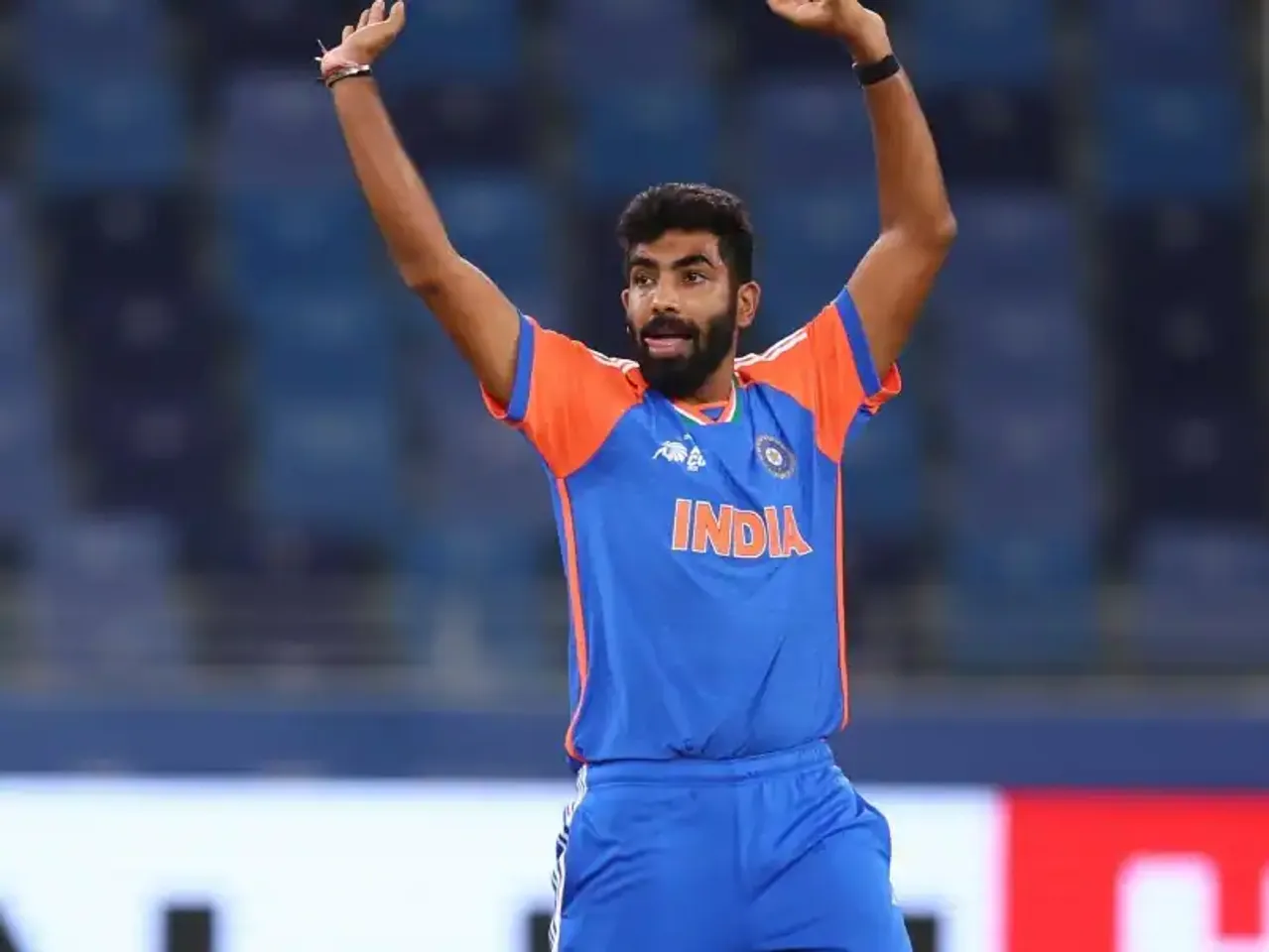 j4t457ds_jasprit-bumrah_625x300_10_September_25 (1)