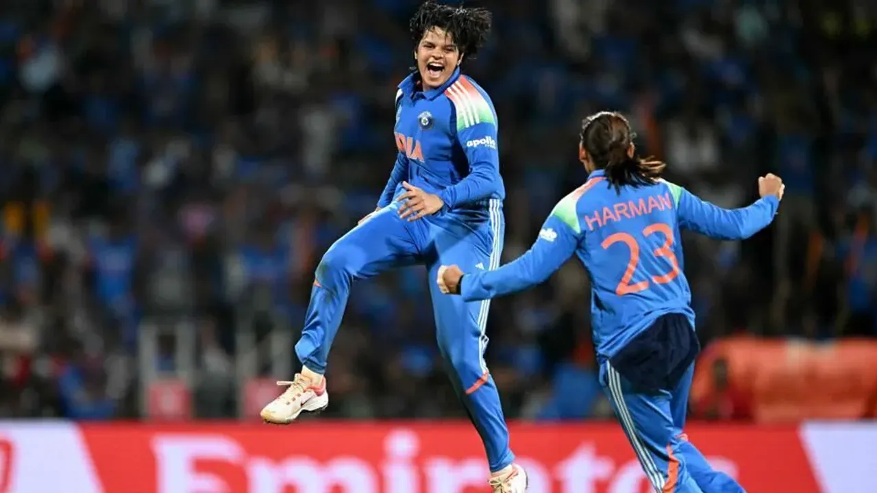 India-s-Shafali-Verma--L--celebrates-with-her-team_1762128648541_1762128654506