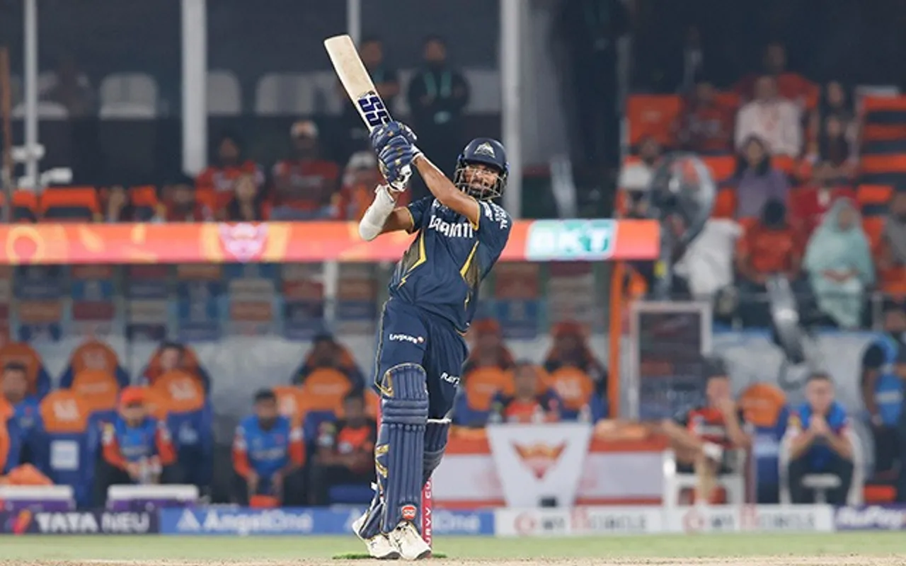 1743959907663_Washington-Sundar