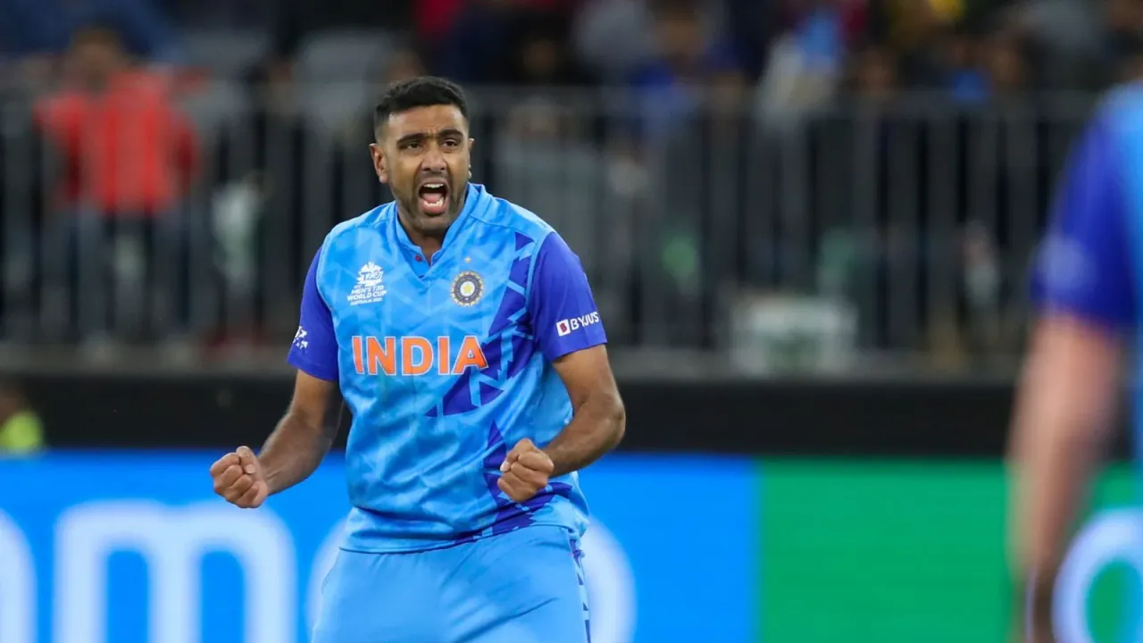 ravichandran-ashwin-in-action-ap-photo-166736820116x9