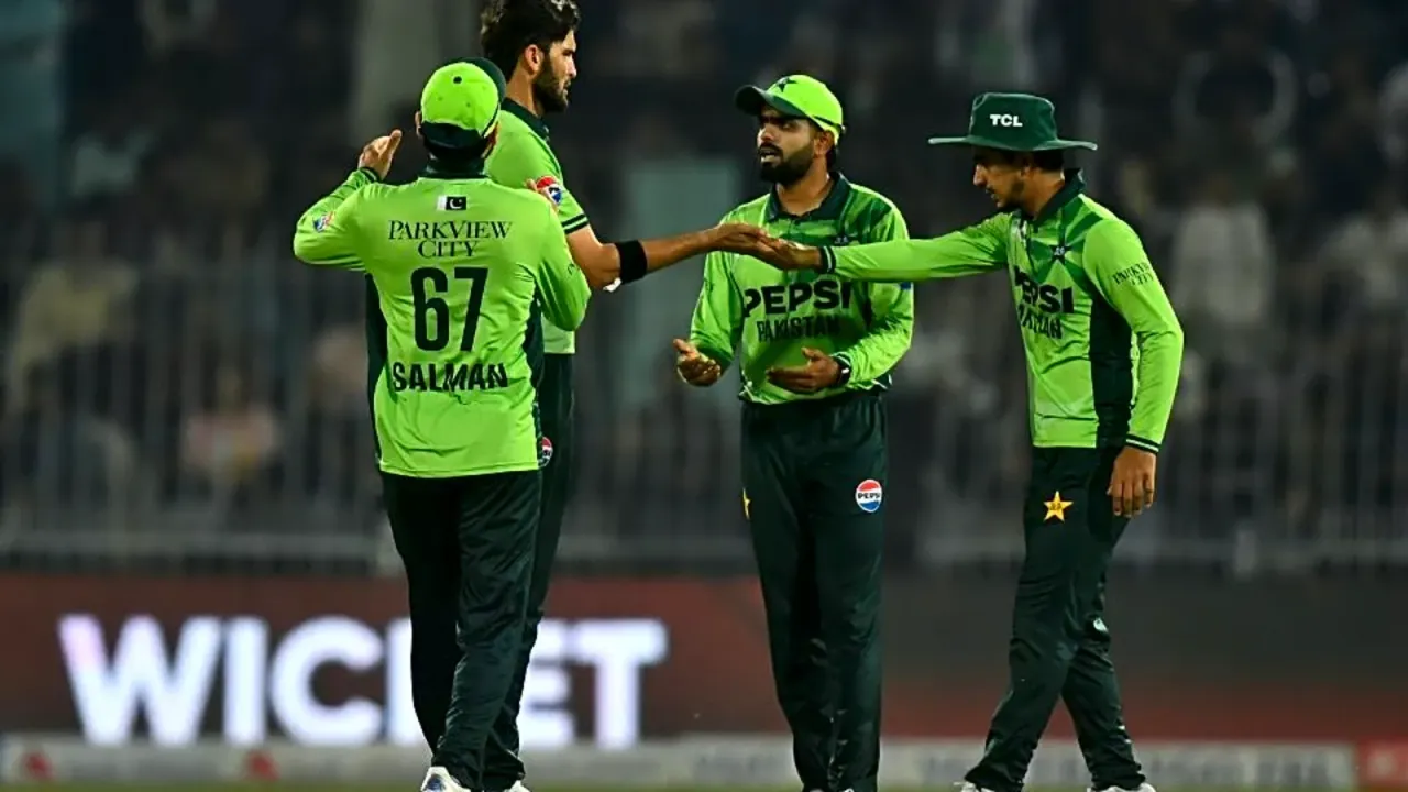 1763185121090_Untitled-design-_54_