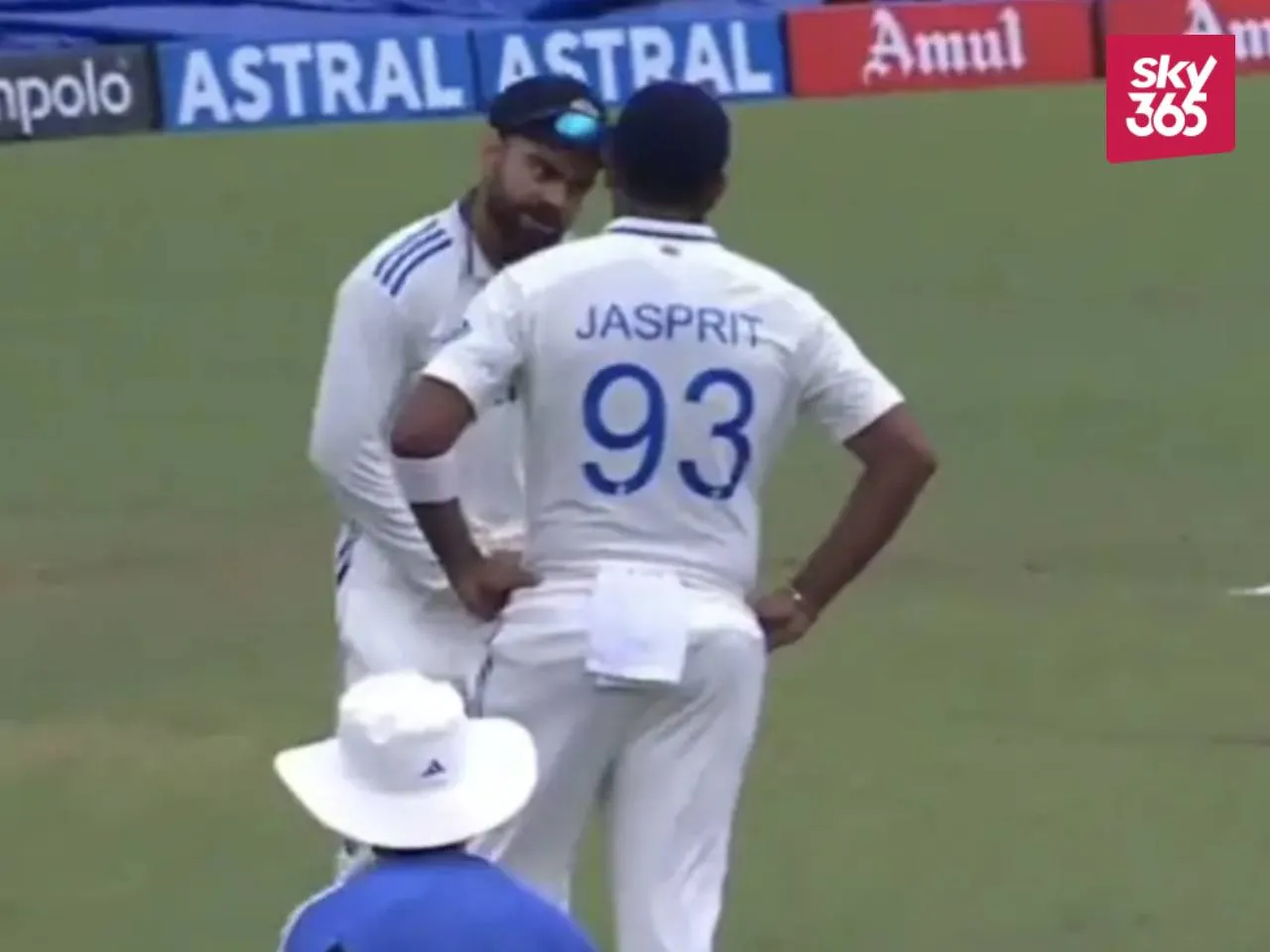 Virat Kohli & Ravindra Jadeja