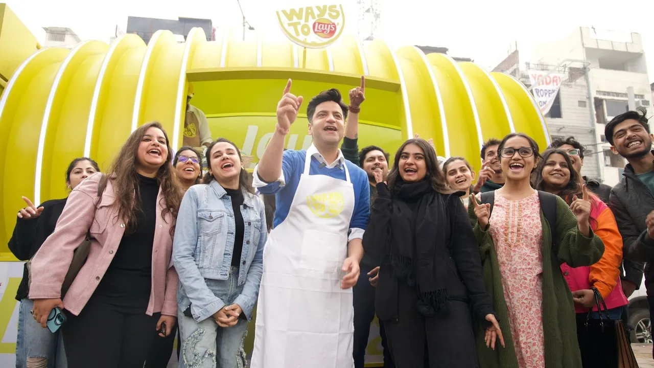 Chef Kunal Kapur interacting with netizens