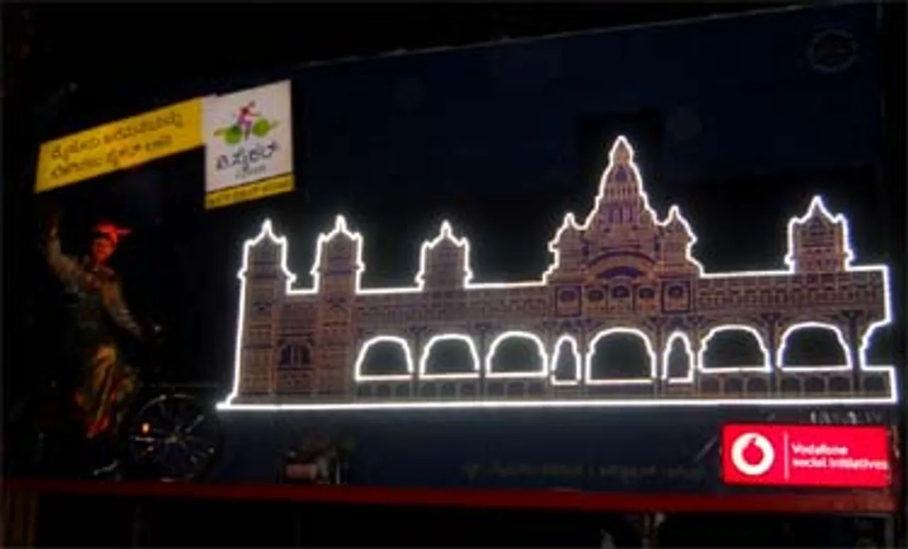 Vodafone now takes to innovation in OOH media