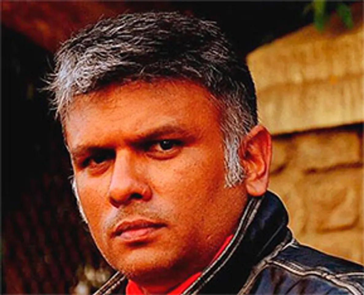 Praveen Sathaye to lead FoxyMoron Gurgaon