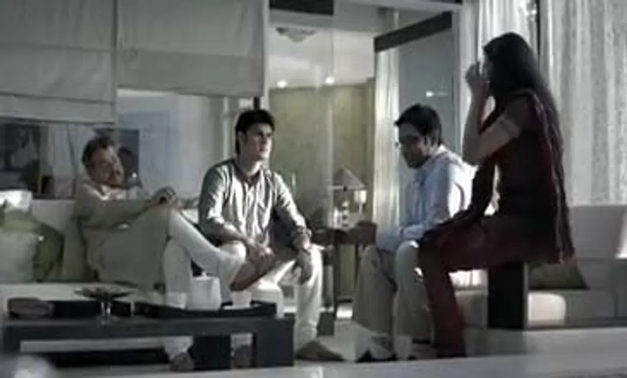 IDBI Federal Incomesurance campaign leaves in-laws baffled