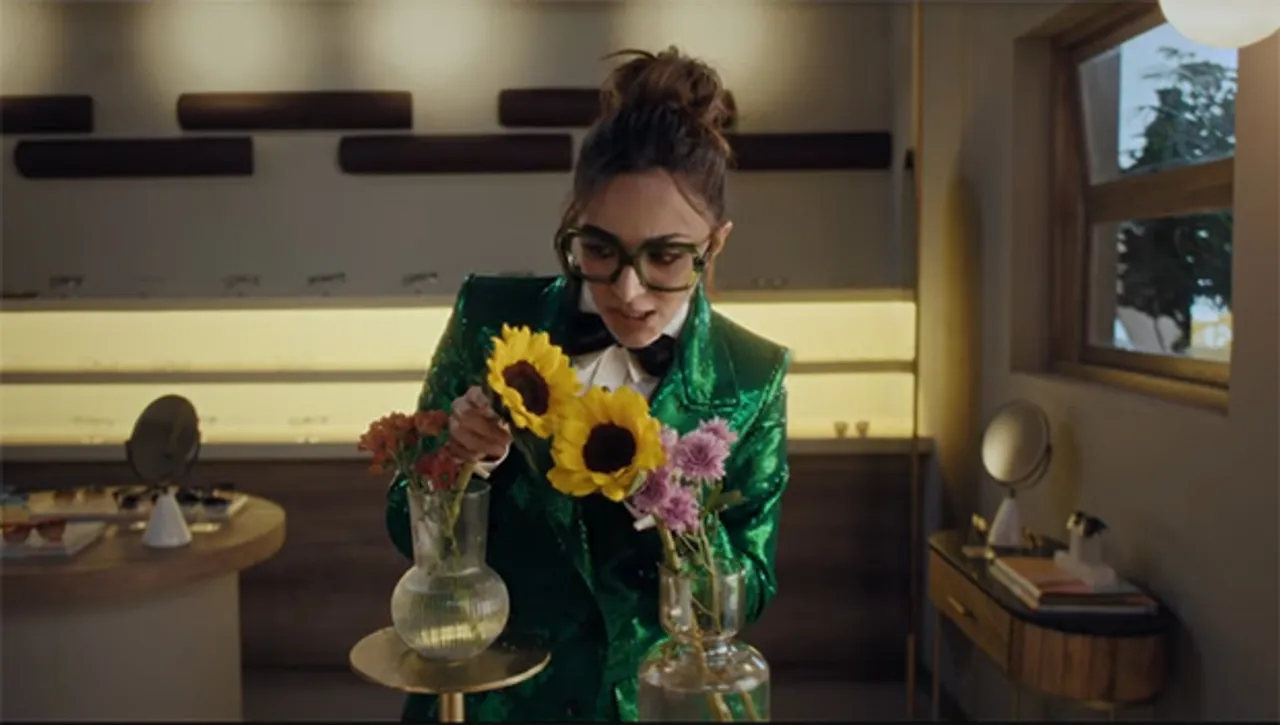 Kiara Advani channels her inner KJO in Lenskart's new campaign