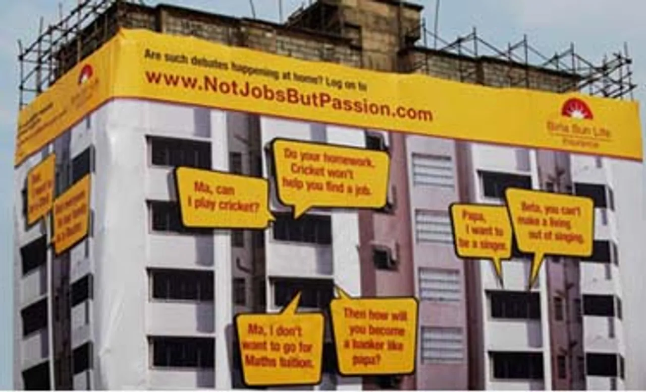 Mudra Max Executes OOH Innovation For Birla Sunlife Insurance 