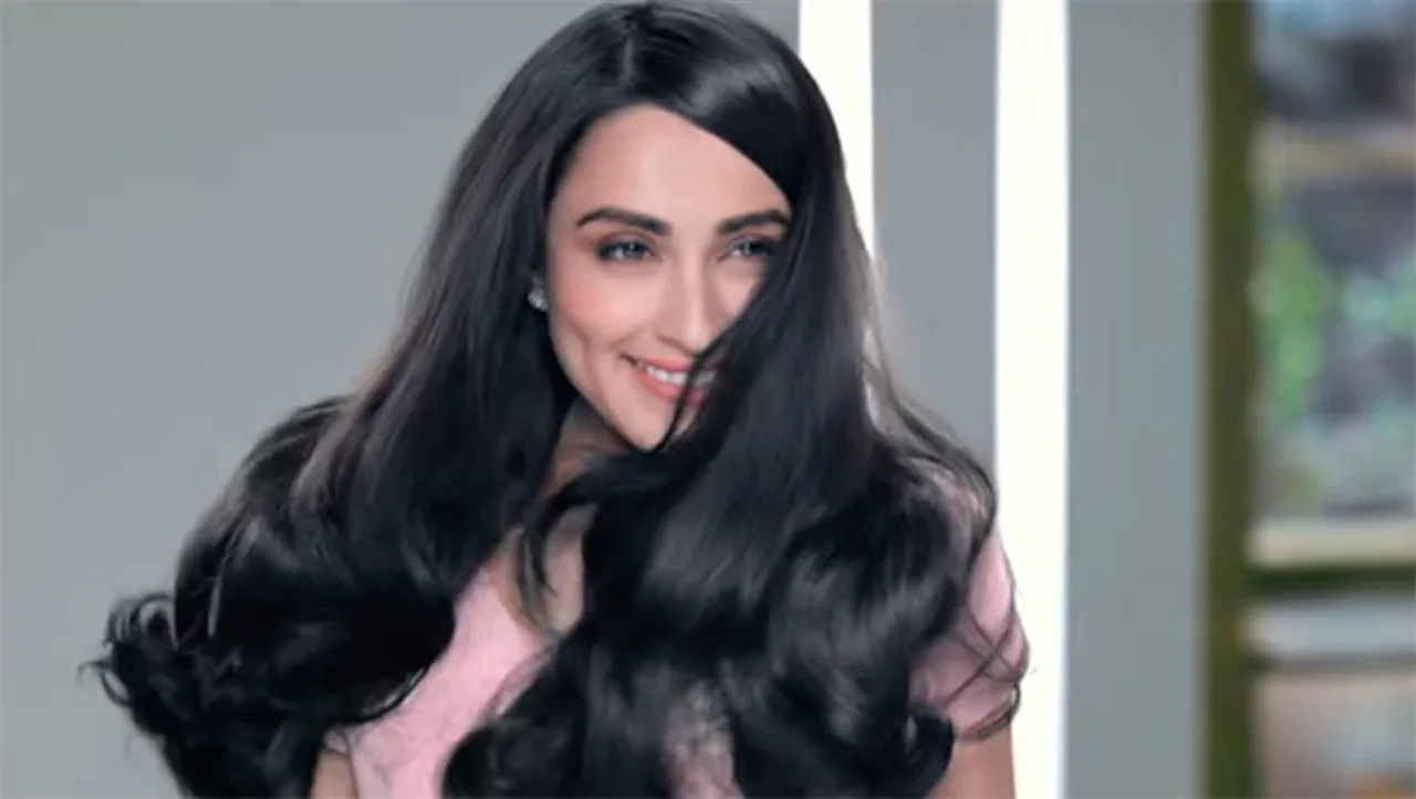 Himalaya anti-hair fall shampoo makes a promise of healthy hair