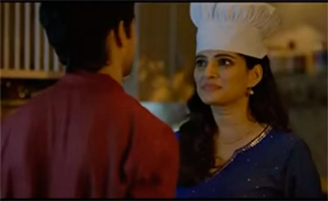 'Plans banate raho, zindagi sajate raho' is LIC's new theme