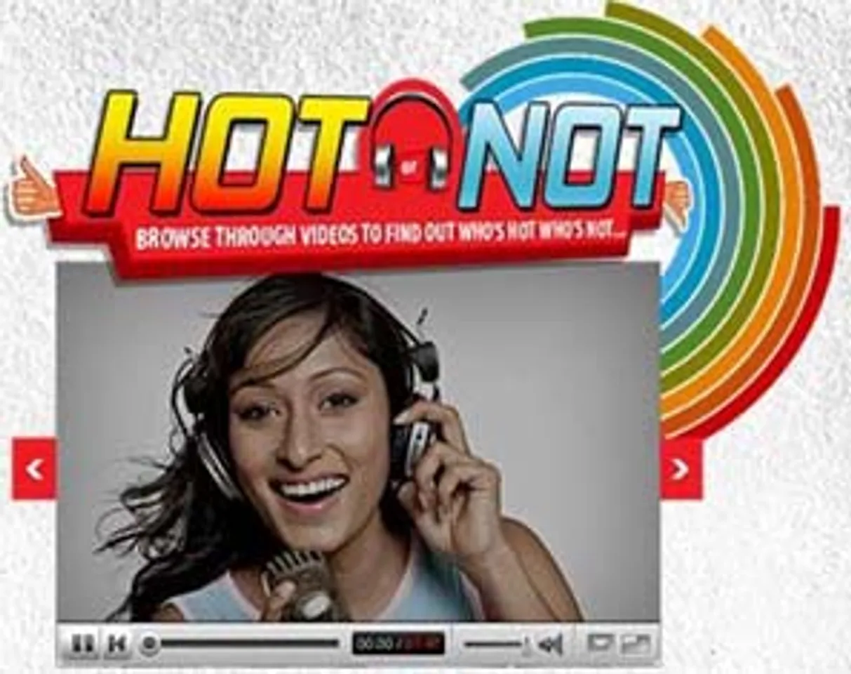 'Sa Re Ga Ma Pa 2012 HOT or NOT' app hits the chord