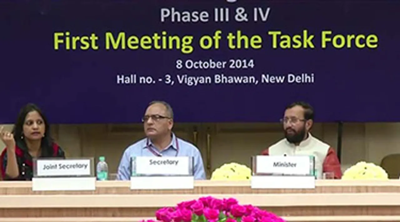 I&B Minister for indigenous STBs, portability