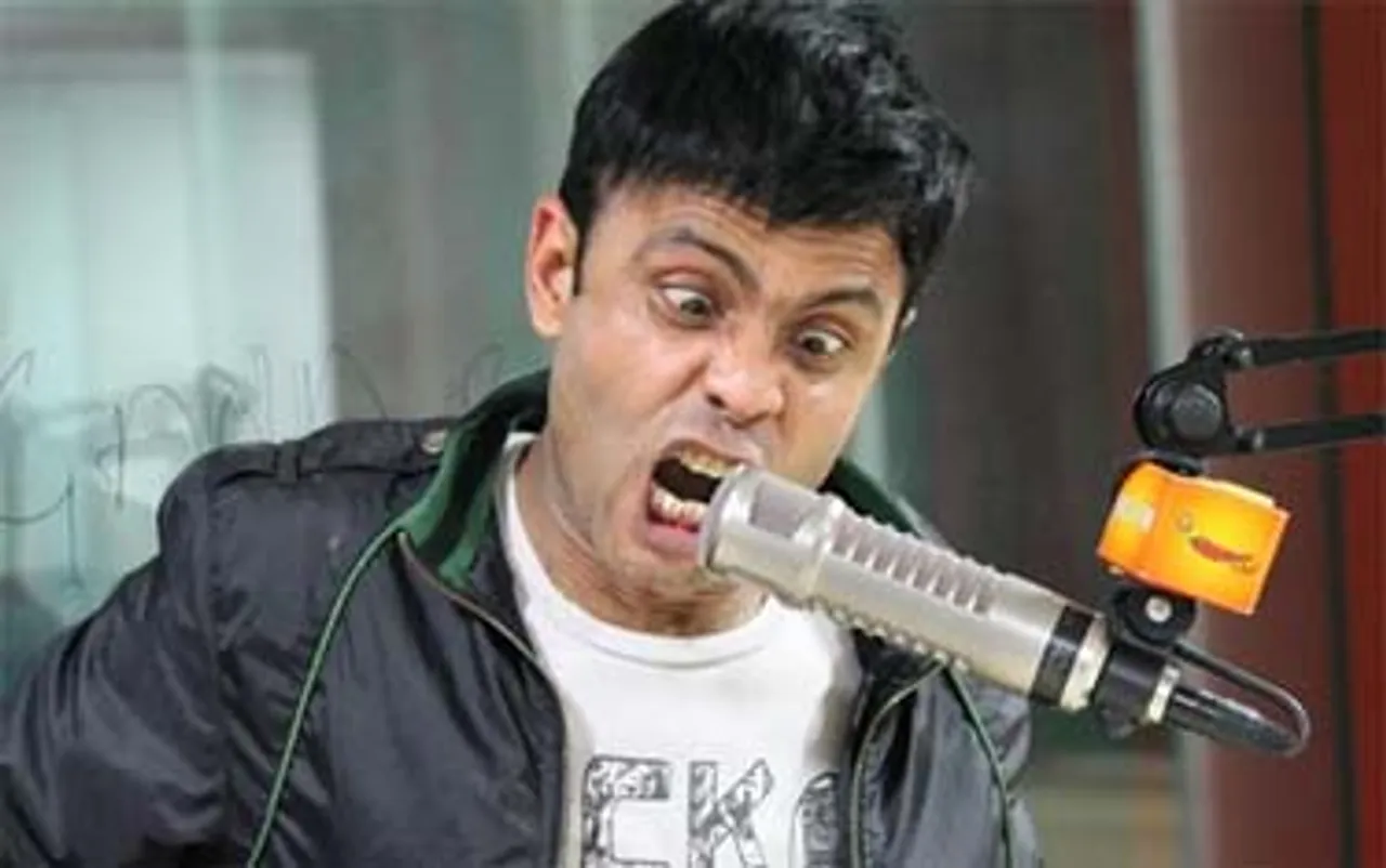 Mirchi's RJ Naved spreads communal harmony through a fabulous prank