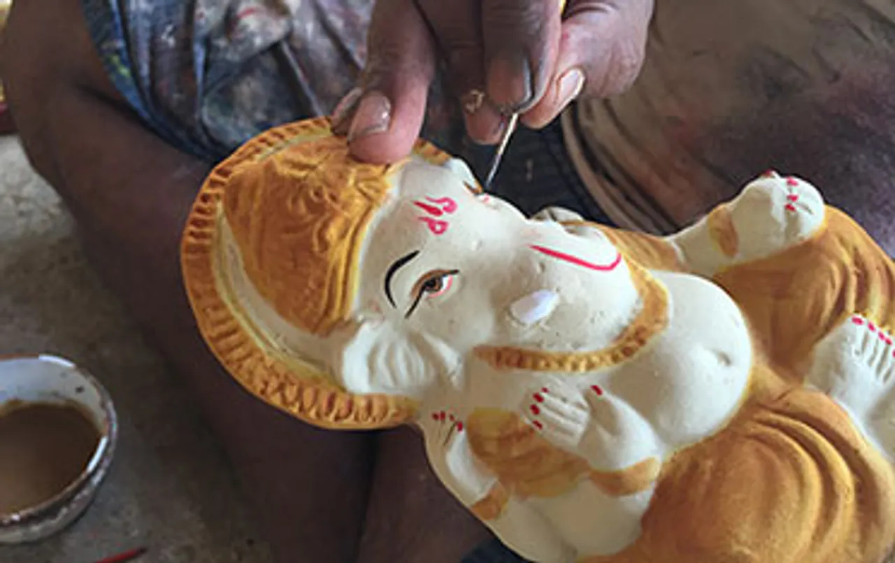 Ogilvy & Sprouts join hands to protect the sea during Ganesh Chaturthi