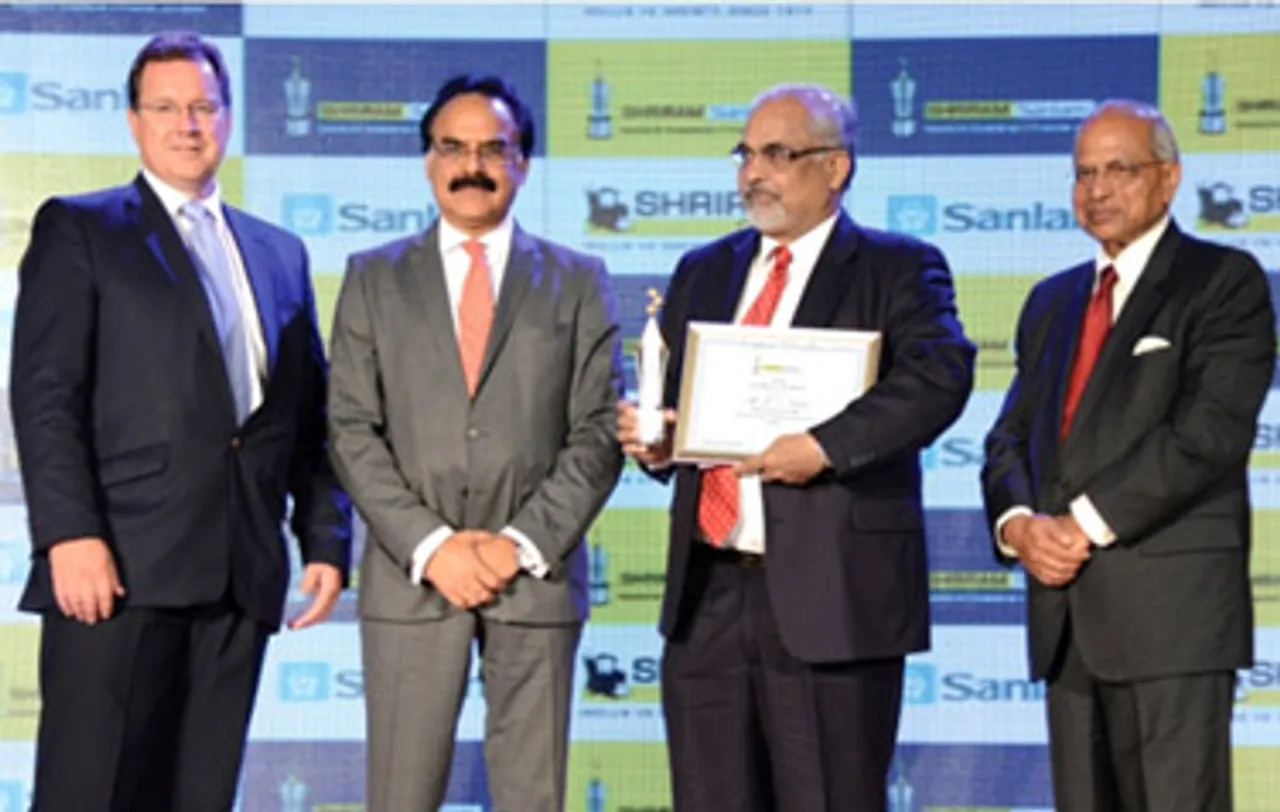 T N Ninan gets Lifetime Achievement Award for excellence in financial journalism