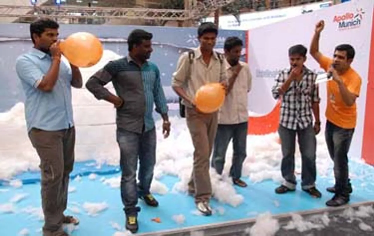 Mudra Max creates snowfall in Chennai for Apollo Munich