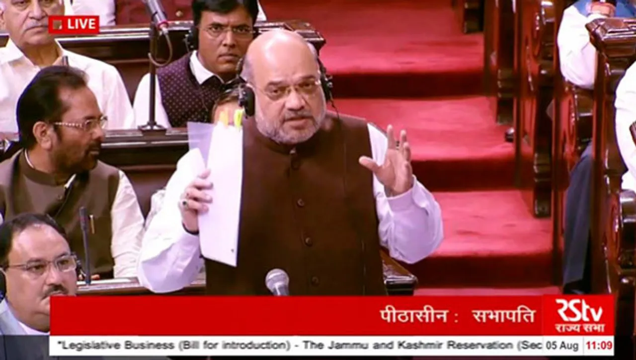 Aaj Tak leads Hindi news by a huge margin as Centre scraps Article 370 from J&K; Republic tops English