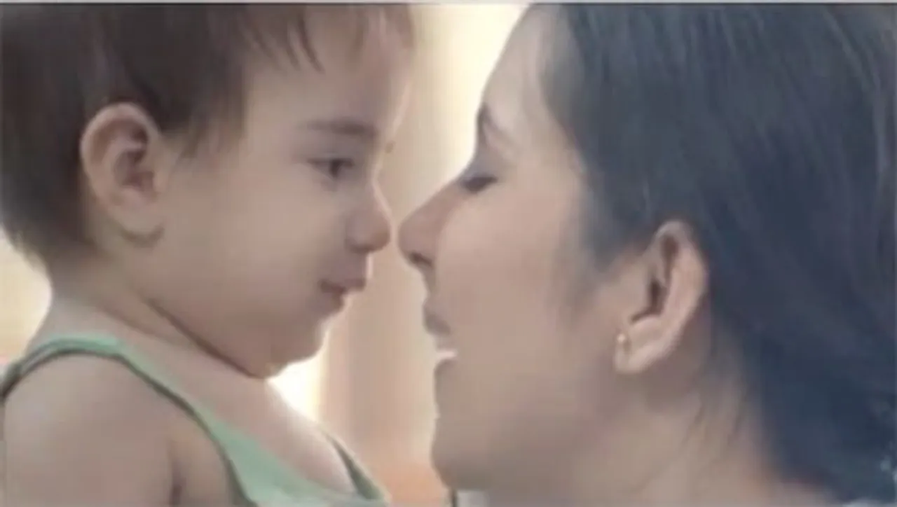 Pampers says 'Good Morning Baby'