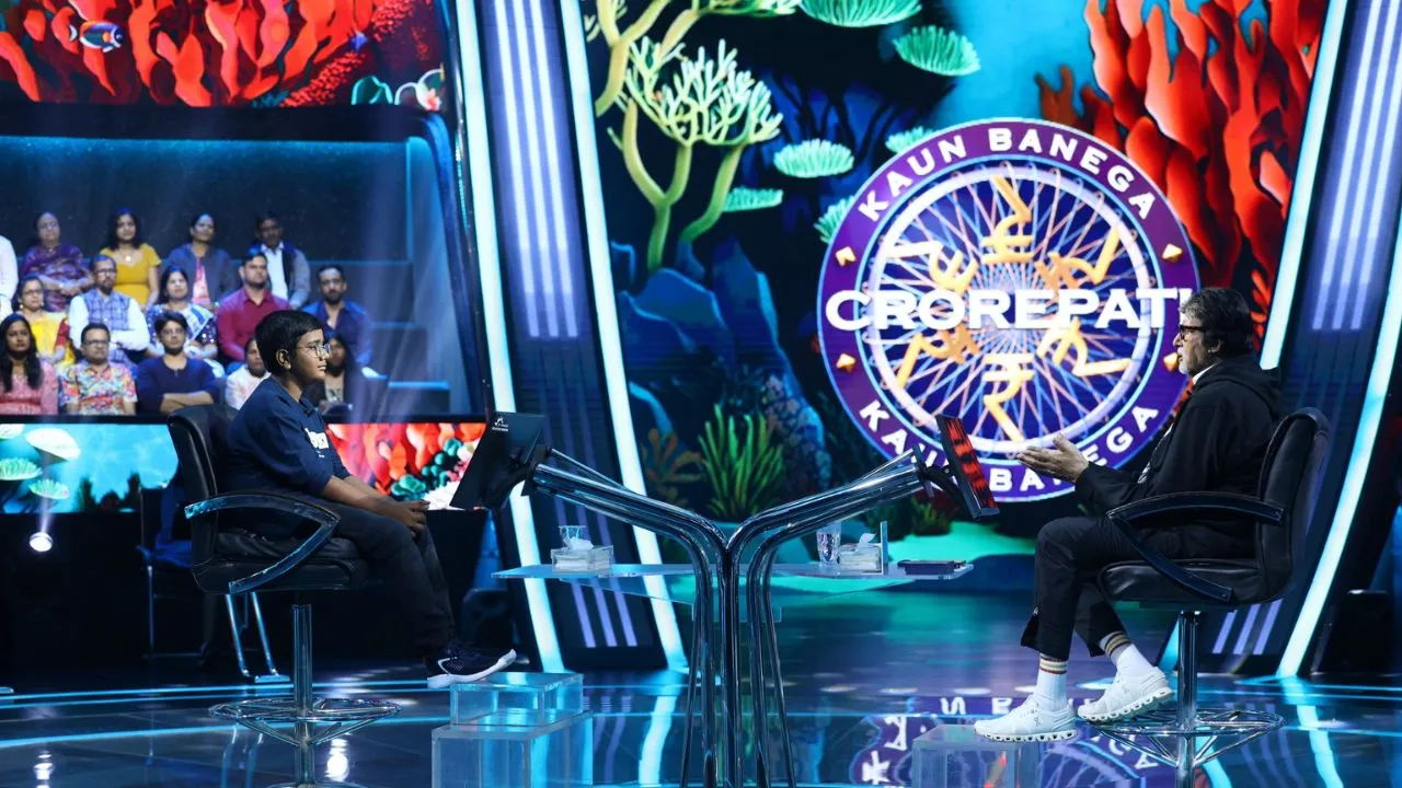 Amitabh Bachchan Shares Tips with Utkarsh to Make Perfect Rotis on KBC 16