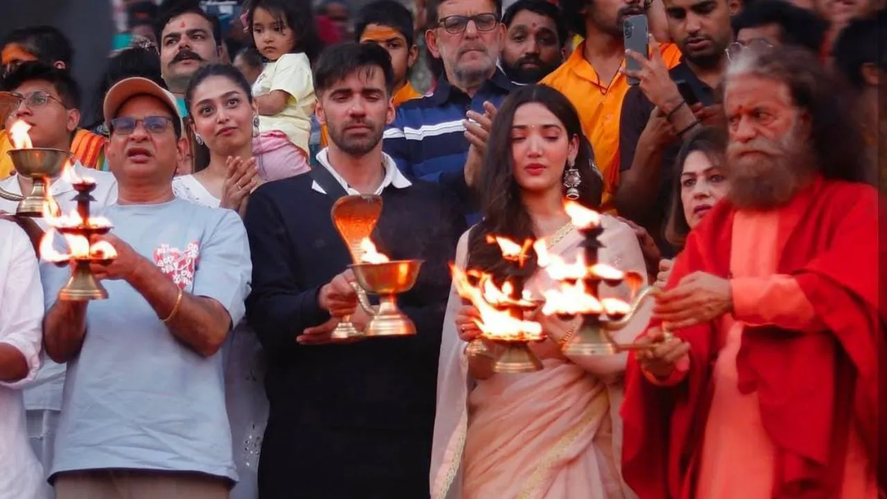 Medha Shankr and Avinash Tiwary seeks blessings at Rishikesh’s Ganga Aarti 