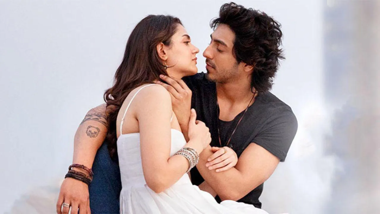 Saiyaara Song Tum Ho Toh Out Ahaan Panday & Aneet Padda’s Romantic Track Released
