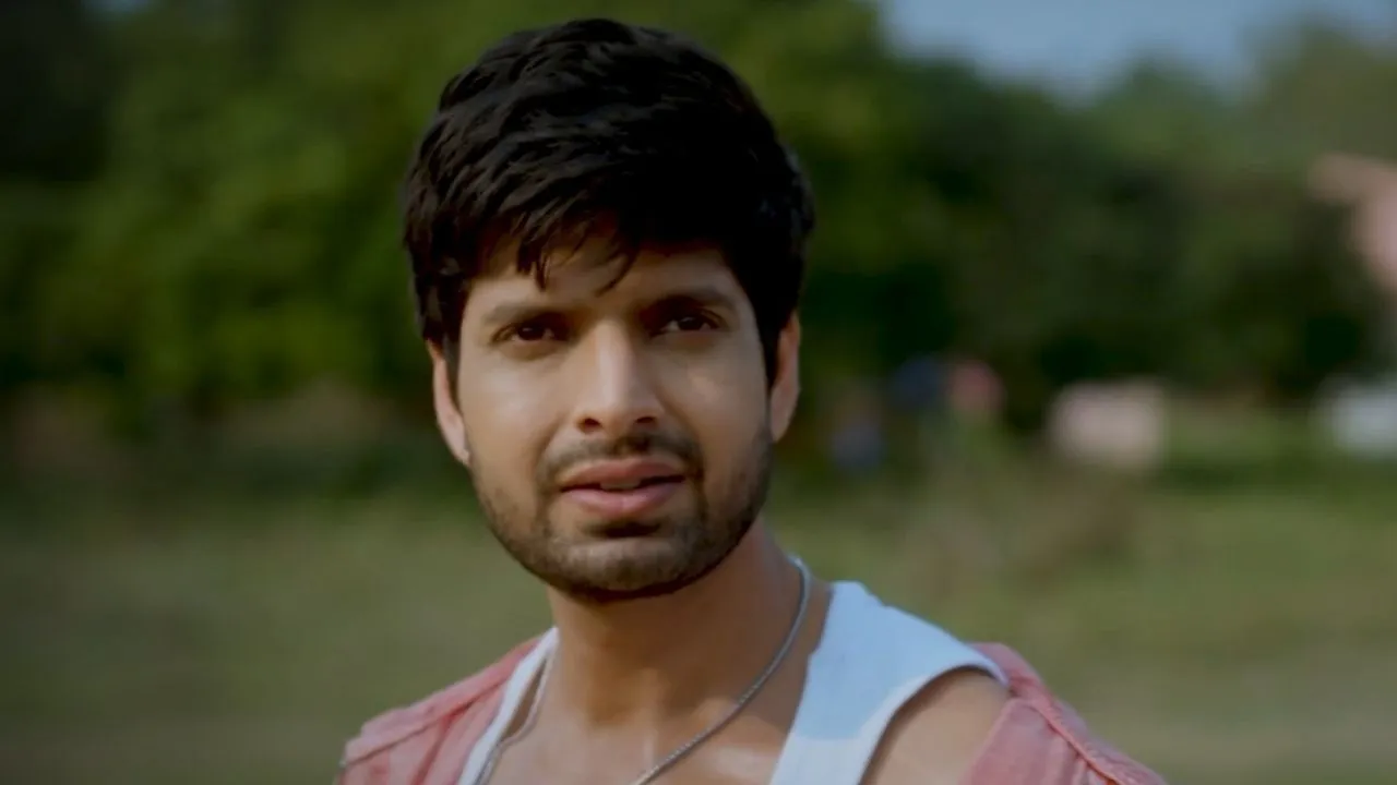 Hitesh Bhardwaj steps into the shadows Ayaan's silent struggle unfolds in Aami Dakini