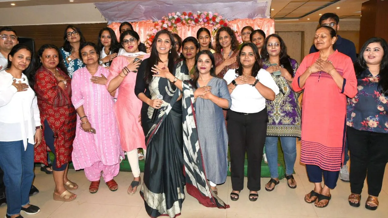 Global Life Coach Kavyal Sedanni Leads Empowering Healing Session in Kolkata