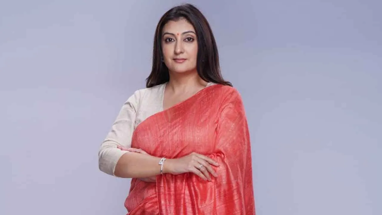 Juhi Parmar (2)