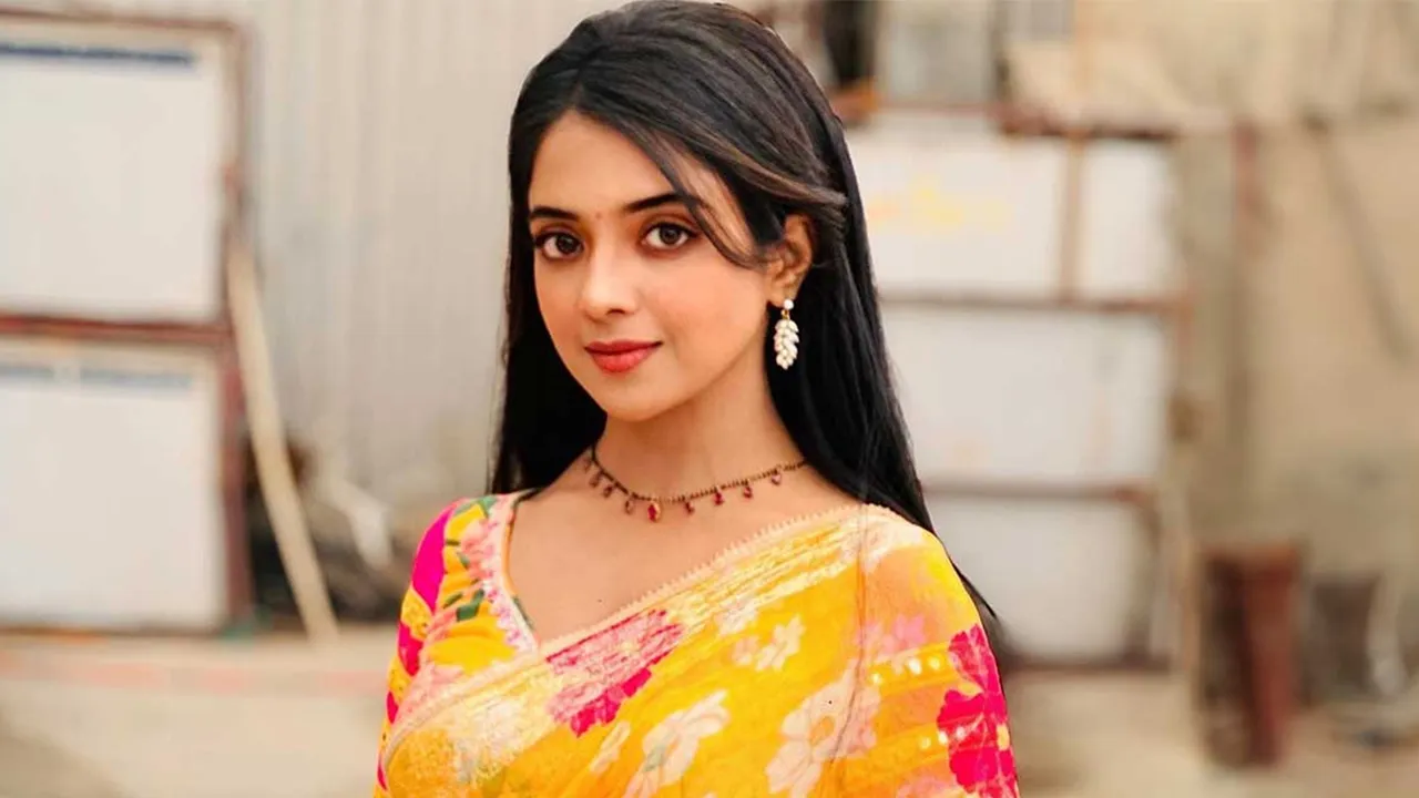 Khushi Dubey as Shivangi Sawant in 'Jubilee Talkies'