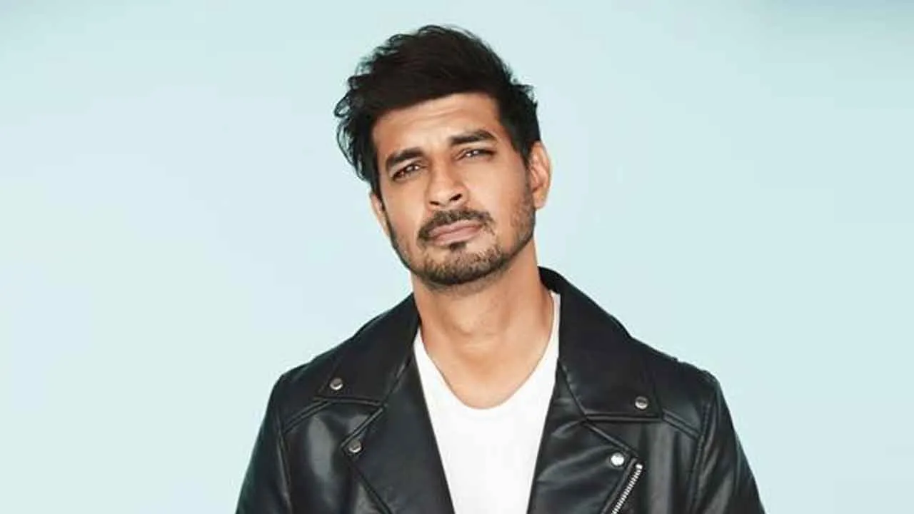 tahir raj bhasin.jpg