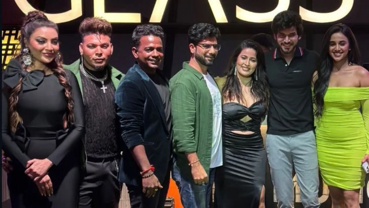 Success Party of Music Album “Raataan Kaali”  at The Glass House Lounge!