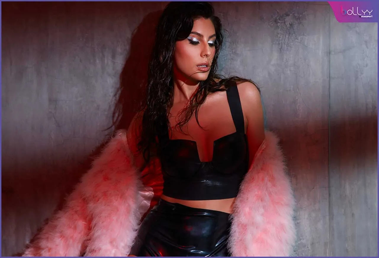 From Screen to Stage Elnaaz Norouzi releases her second Single 'Woah,' groovy and full of Confidence!