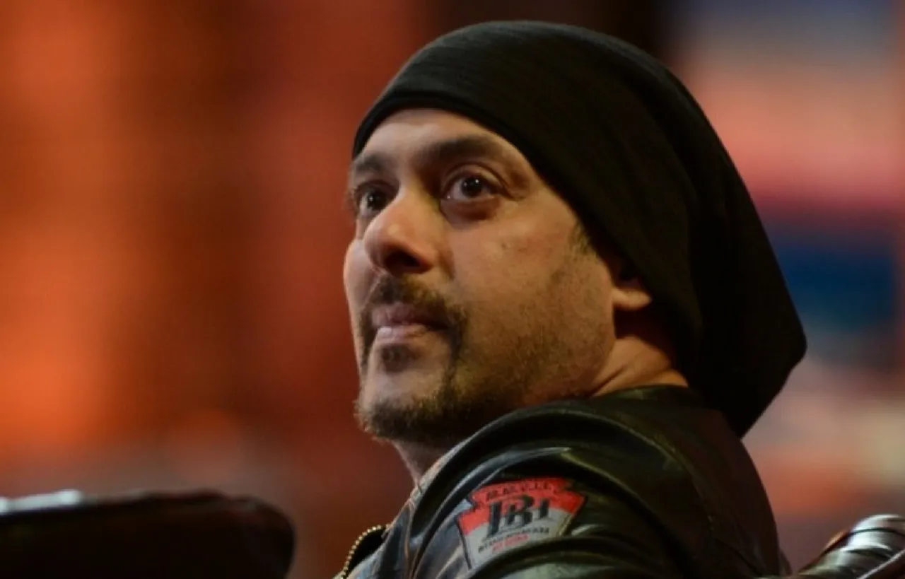SALMAN KHAN GETS 1 CRORE PER HOUR FOR THIS SHOW!